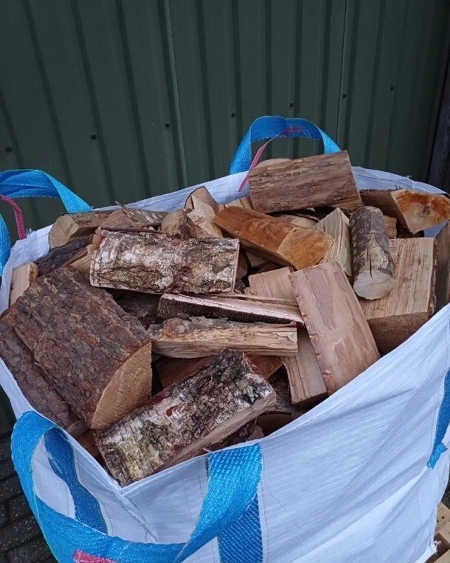 Brennholz Mix 25 cm – 4 SRM in Big Säcke – kammergetrocknet